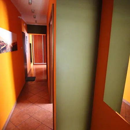 Rainbow 1 Apartman *