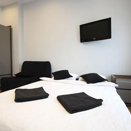 Διαμέρισμα Rainbow 1 *